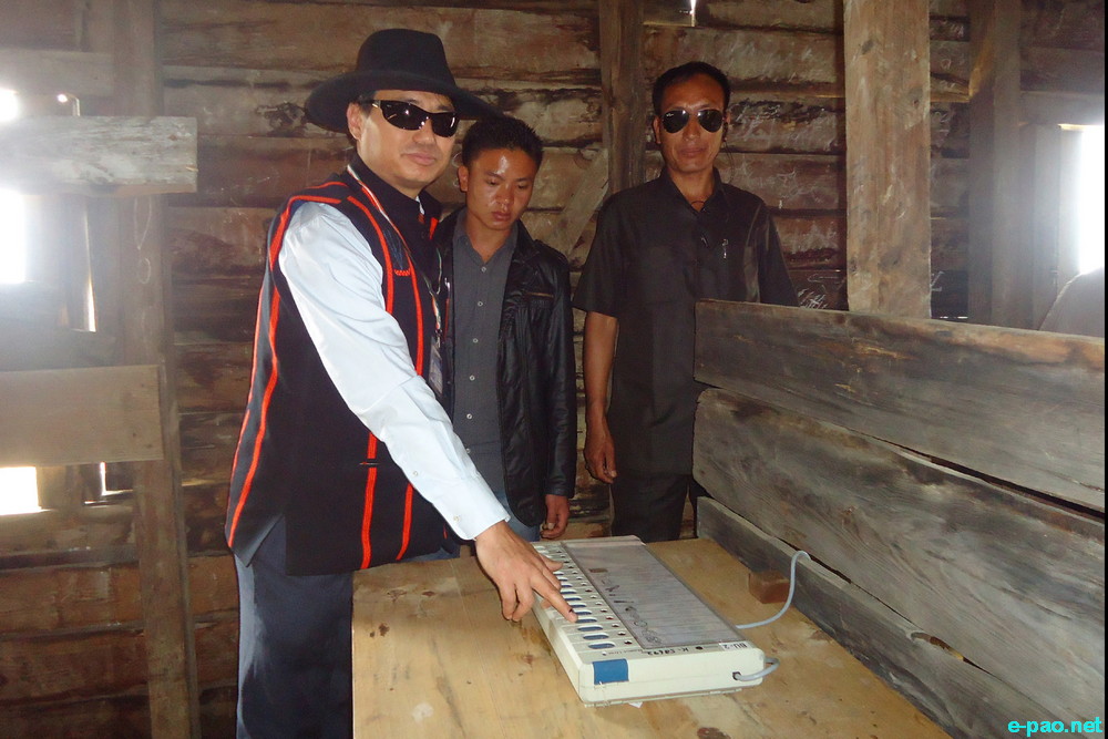 Polling in Outer Manipur Parliamentary Constituency at Ukhrul district  :: April 09 2014