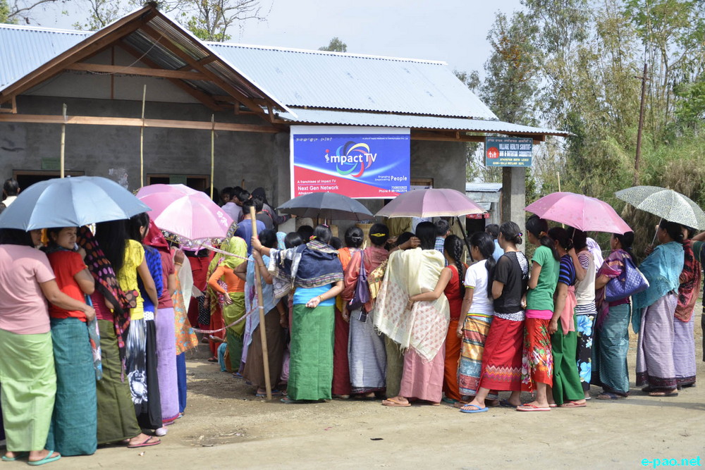 Polling in Outer Manipur Parliamentary Constituency at Thoubal district  :: April 09 2014