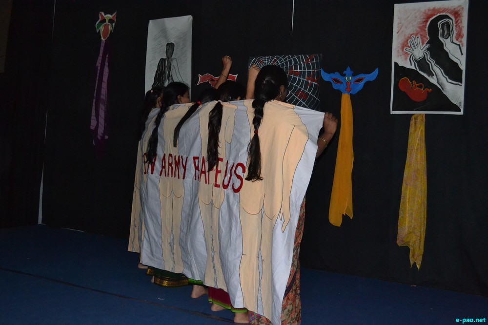 'Santulan Ke Doot' play based on Irom Sharmila at Mahatma Gandhi International Hindi University, Wardha :: 13 September 2013