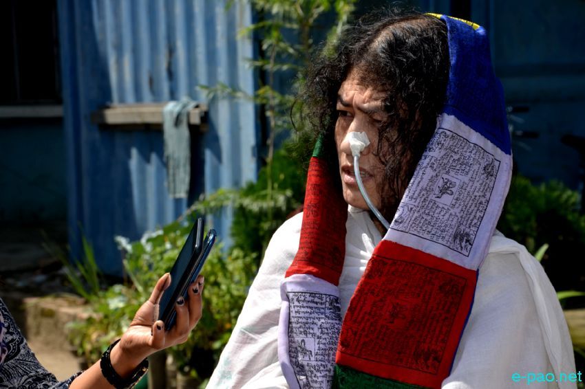Irom Sharmila left Imphal to appear before Metropolitan Magistrate, Patiala Court, Delhi :: 05 October 2015