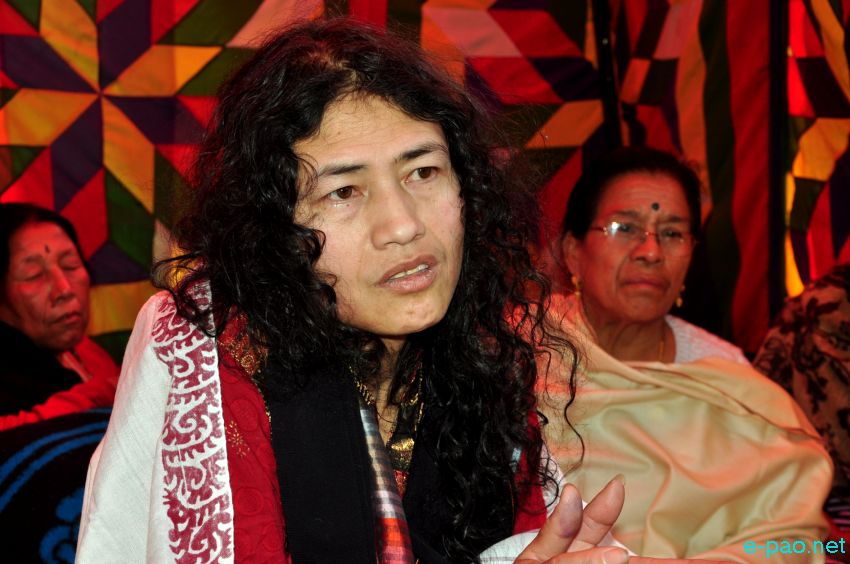 Irom Sharmila met with Leishemba Sanajaoba, titular king at Shahid Minar :: March 01 2016