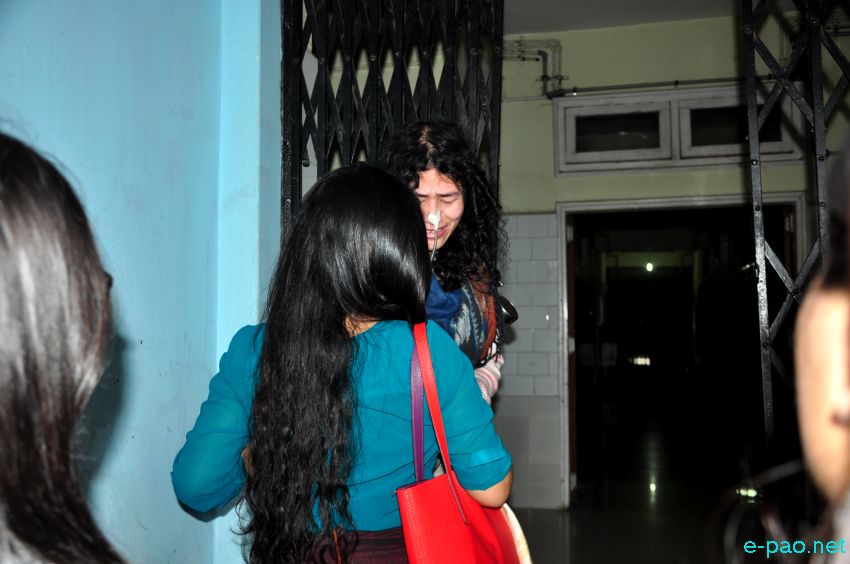 Irom Sharmila's Birthday at JNIMS Hospital - Gifts from JNU Students :: March 14 2016