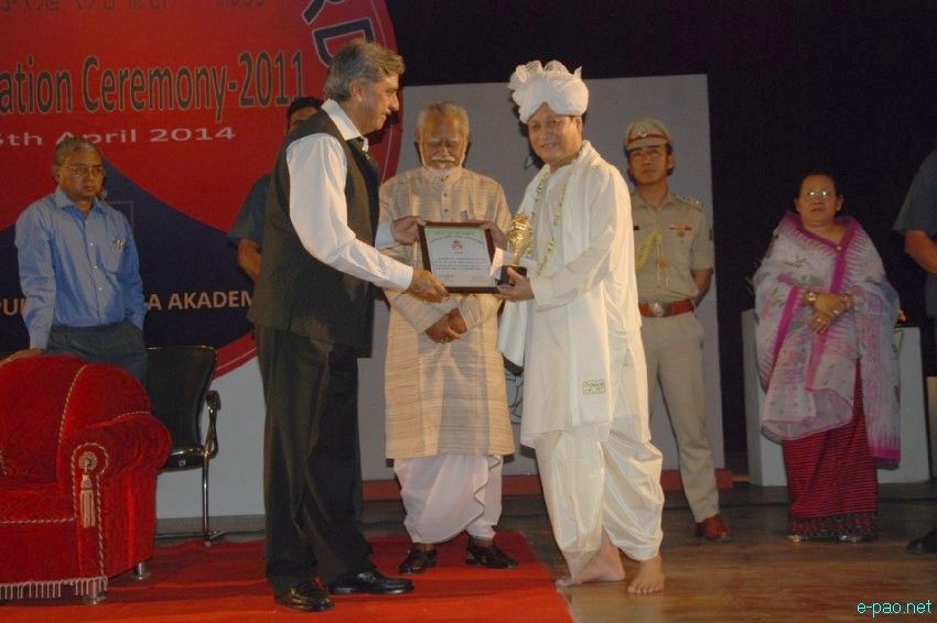 Manipur State Kala Akademi Award 2011 ceremony to honour the awardees at Maharaj Chandrakirti Auditorium (MCA) :: 15 April 2014