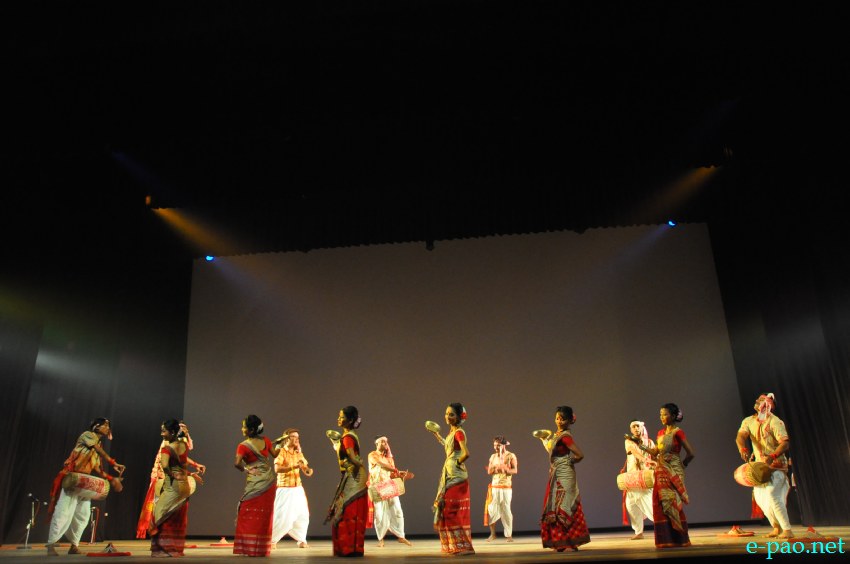 Closing ceremony of 3-day Folk Dance and Music Festival at Maharaja Chandrakirti Auditorium (MCA) :: November 17 2013