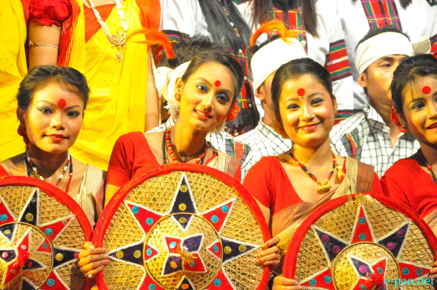 Closing ceremony of 3-day Folk Dance and Music Festival at Maharaja Chandrakirti Auditorium (MCA) :: November 17 2013