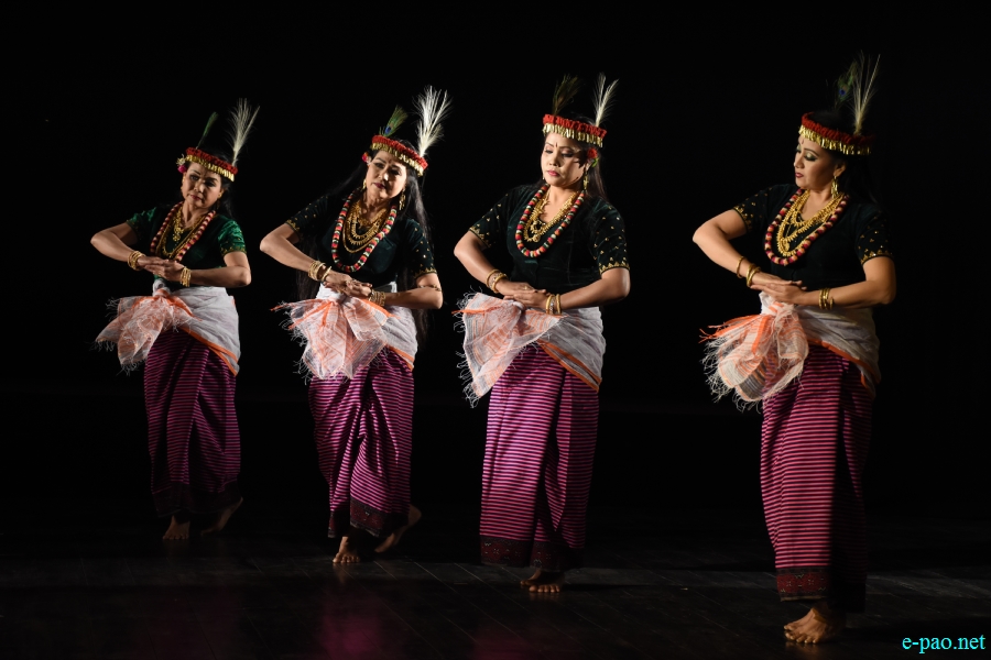 Khamba Thoibi Jagoi  performed at JN Dance Academy , Imphal :: 26th December 2019