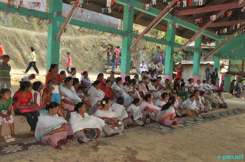Heeyang Tanaba as part of Lai Haraoba, Ibudhou Chairellakpa at Thanga  :: 17 May 2014