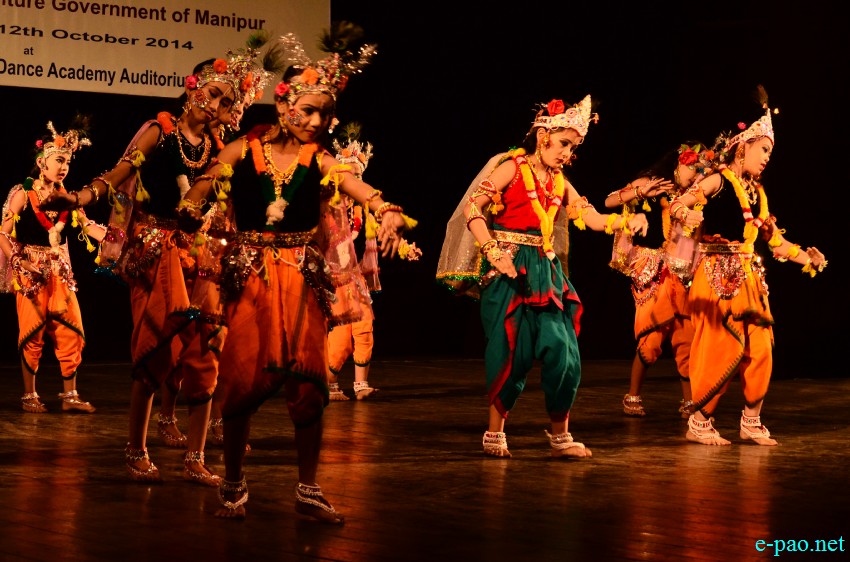Student of  Lianda folk and Classical Academy performed Gostha Lila at JNMDA, Imphal :: 12th Oct 2014