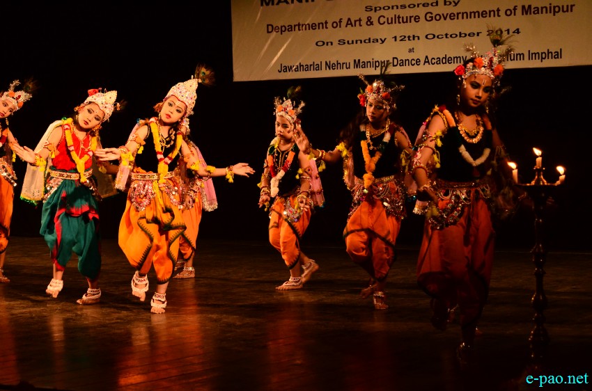 Student of  Lianda folk and Classical Academy performed Gostha Lila at JNMDA, Imphal :: 12th Oct 2014