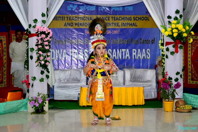 Traditional Raas Dance of Diva Raas and Basanta Raas at Nityananda Mandop :: 17 February 2019