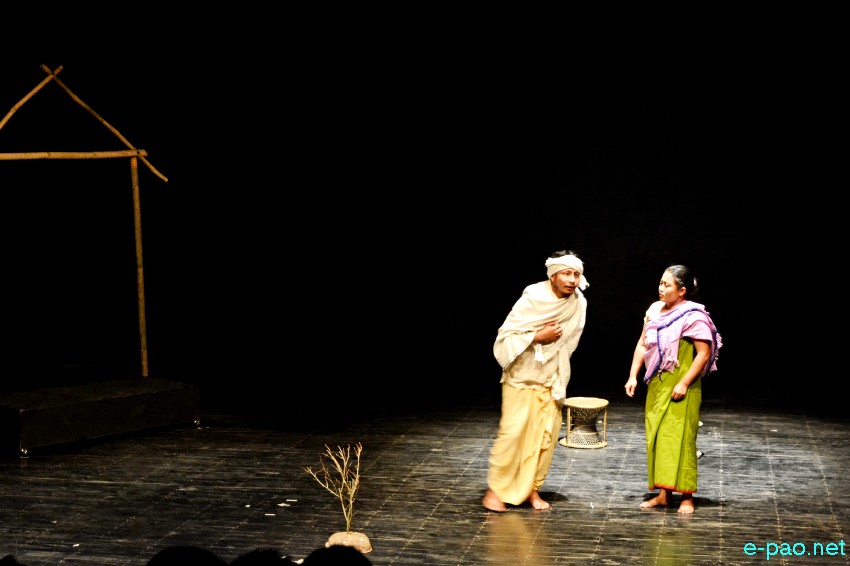 'Khomlen Manglanda' a play at Padamkumargi Shahityagi Kumhei at Chorus Repertory Theatre, Uripok :: 26th March 2019