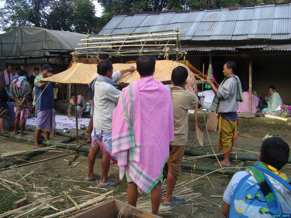 Step for making Keiren Keijao :: To carry dead body for cremation in Sekmai, Manipur :: 2013