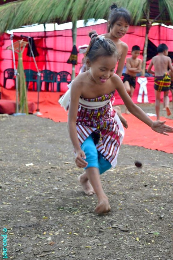 Thazing Lap 2013  - 'An Autum Festival of the Vaiphei' at Kulbung Veng, Salam Patong Village :: 27 September 2013