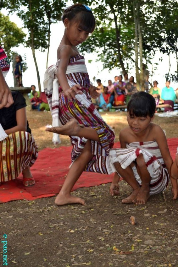 Thazing Lap 2013  - 'An Autum Festival of the Vaiphei' at Kulbung Veng, Salam Patong Village :: 27 September 2013