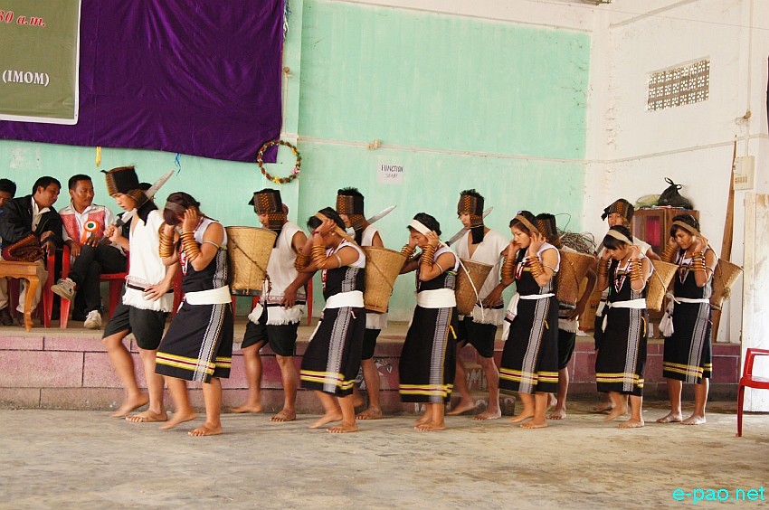 Thadou Dance performed at Cultural Exchange programme of Chandel District at Aimol Khullen Village  :: December 16 2014