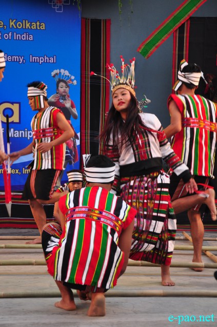 Adi Vimba (Festival of Folk & Tribal Arts) : Charen Lem (Hornbill) Dance from Senapati :: 30 January 2016