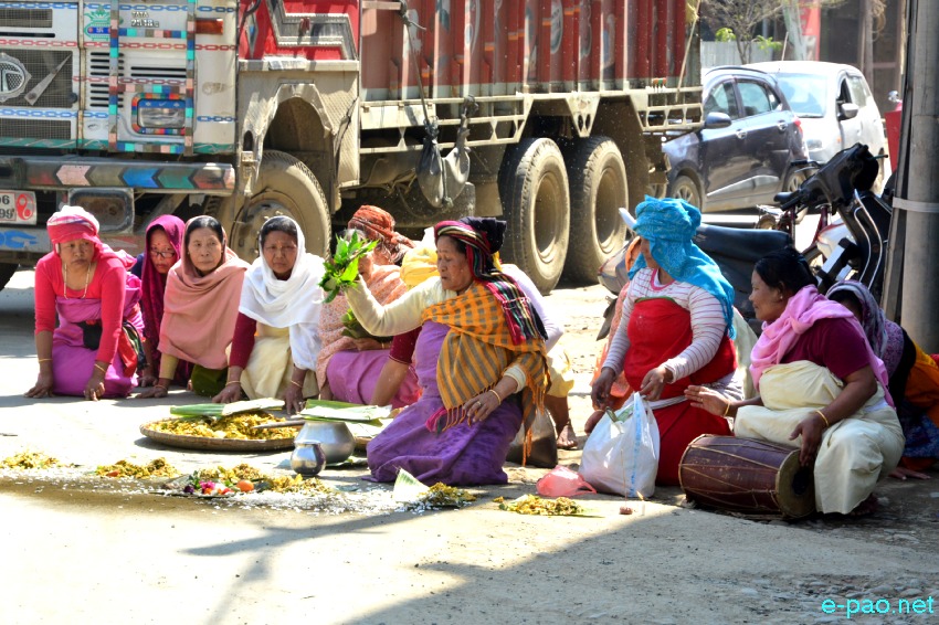 Saroi Khangba (propitiation of the evil spirits) at Imphal :: 29th February 2020
