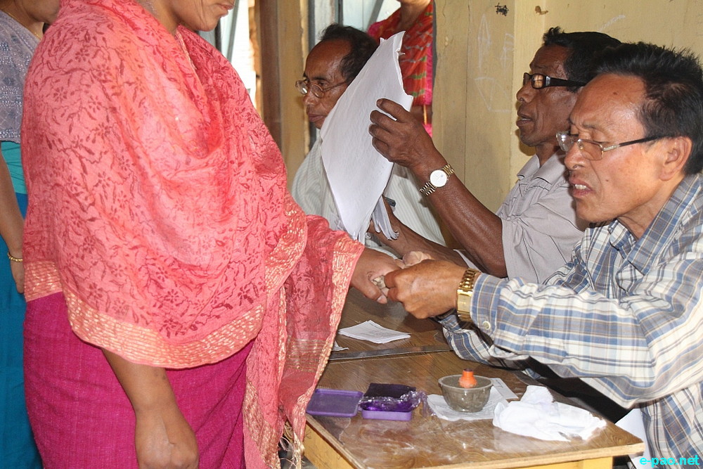 Voting for 16th Lok Sabha election 2014 for Inner Manipur Parliamentary in the heart of Imphal City :: 17  April 2014