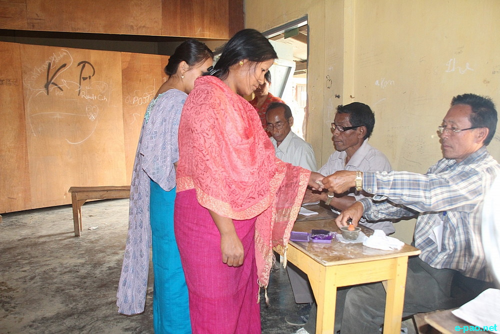 Voting for 16th Lok Sabha election 2014 for Inner Manipur Parliamentary in the heart of Imphal City :: 17  April 2014