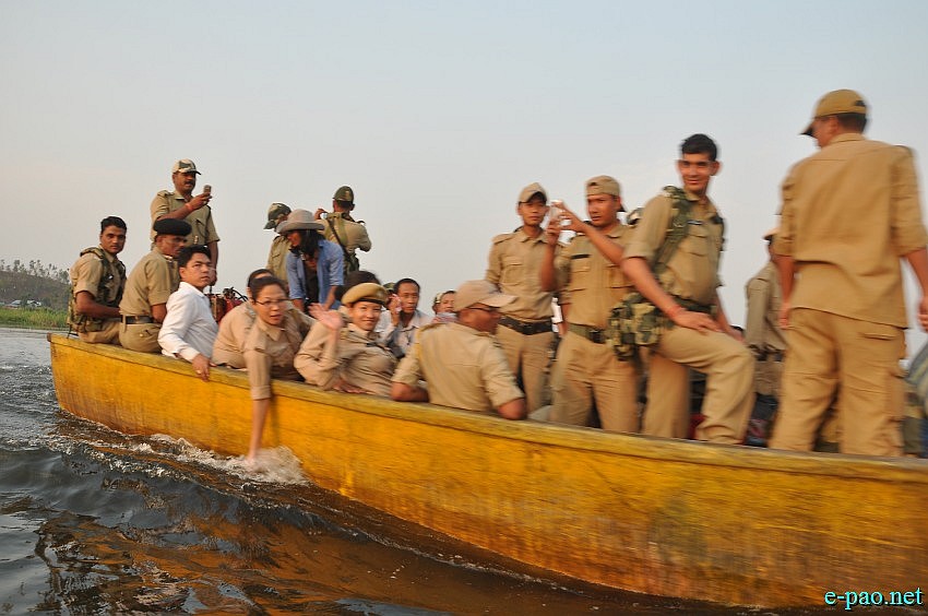 Voting for 16th Lok Sabha election 2014 for Inner Manipur Parliamentary at Thanga-Karang in Loktak Lake :: 17  April 2014
