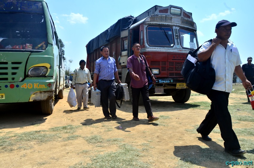 Polling Personnels preparation at Hatta Kangjeibung for  inner Manipur parliamentary Constituency   :: 16  April 2014
