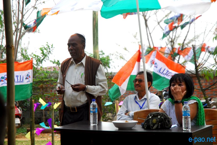 Flag hoisting ceremony for Kim Gangte, candidate of All India Trinamool Congress :: 28 March 2014