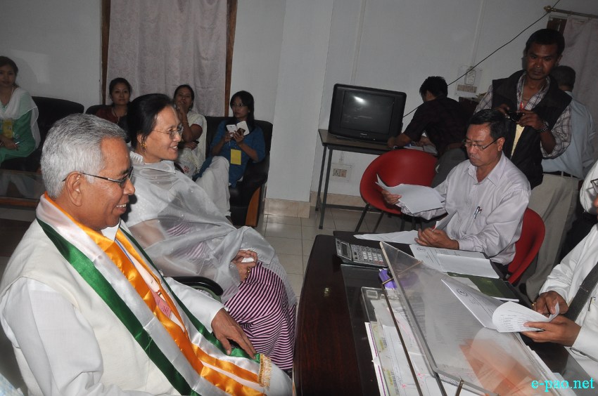 Dr T Meinya winner of Inner Manipur P/C seat given 'Certificate of Election' :: 17 May 2014