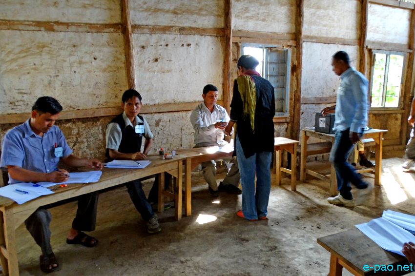 Polling at Sandang Senba Maring, Sadar Hills for ADC  election  :: June 1 2015