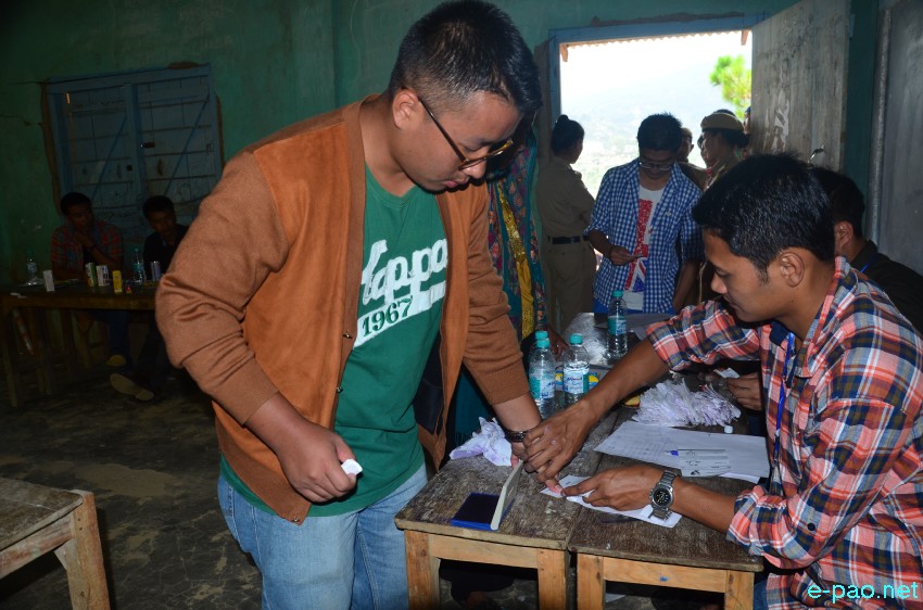 Polling at Senapati for ADC (Autonomous District Council) election  :: June 1 2015