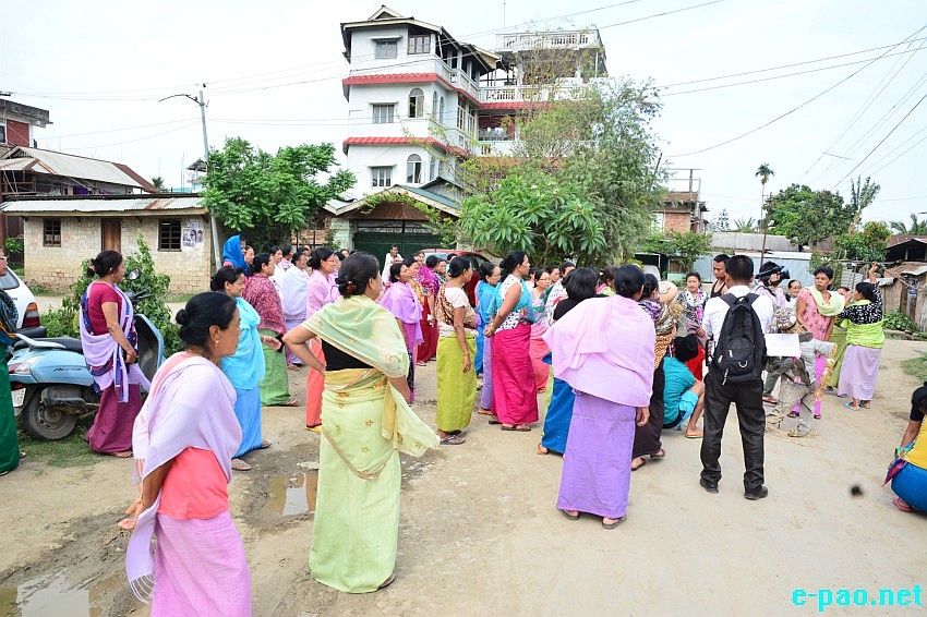 Protest demanding an immediate by-election of Thangmeiband constituency :: 29th May 2015