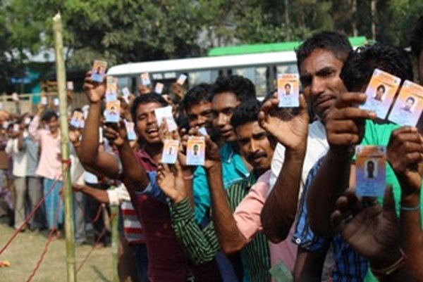Voting in progress at Hojai, Assam for Assam Assembly polls :: April 11 2016