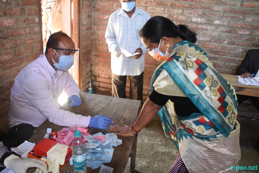 Voters at the by-election at Wangoi Constituency, Manipur :: 7th November 2020