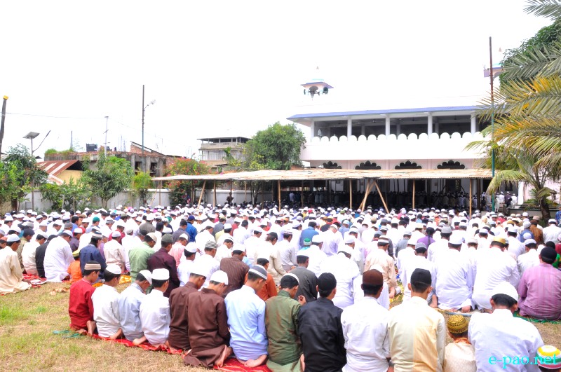 Eid-ul-fitre celebration by Manipuri Muslims at Hatta, Minuthong, Imphal :: 09 August 2013 