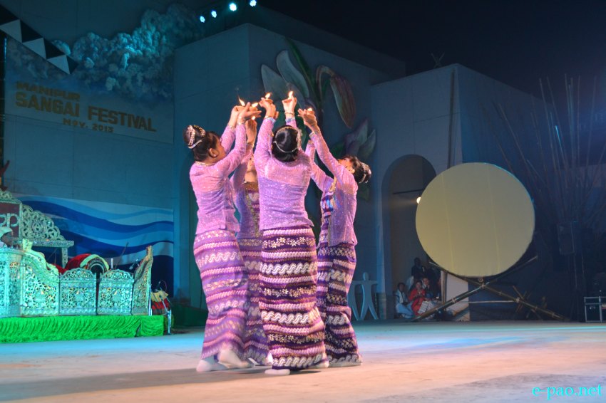 Day 3 :  Cultural programmes performed by Myanmar artistes  at BOAT  at Manipur Sangai Tourism Festival :: November 23 2013