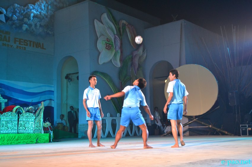 Day 3 :  Cultural programmes performed by Myanmar artistes  at BOAT  at Manipur Sangai Tourism Festival :: November 23 2013
