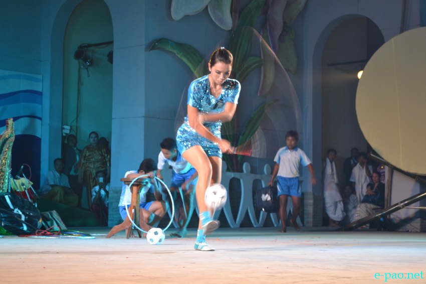 Day 3 :  Cultural programmes performed by Myanmar artistes  at BOAT  at Manipur Sangai Tourism Festival :: November 23 2013