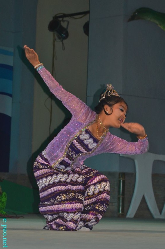 Day 3 :  Cultural programmes performed by Myanmar artistes  at BOAT  at Manipur Sangai Tourism Festival :: November 23 2013