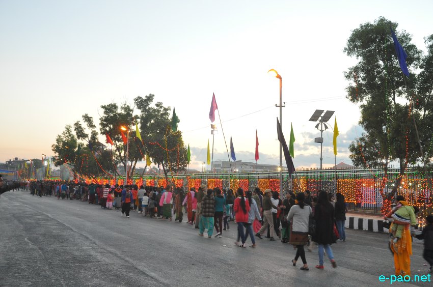 Day 4 : A Scene of the crowded people at Manipur Sangai Tourism Festival 2013  at BOAT :: November 24 2013