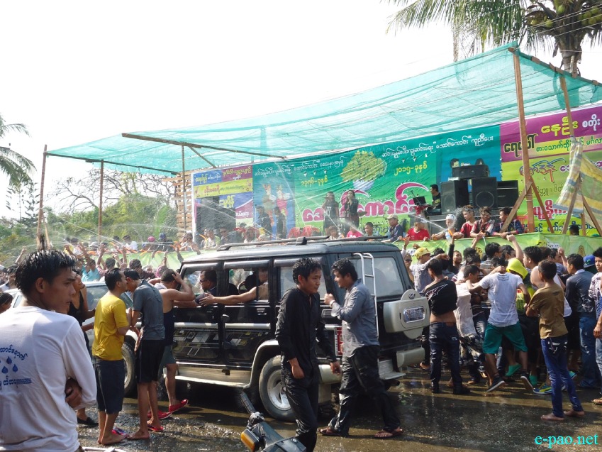 The Thingyan festival (water festival) of the Myanmarese celebrated at Tamu and Namthalong :: April 15 2015