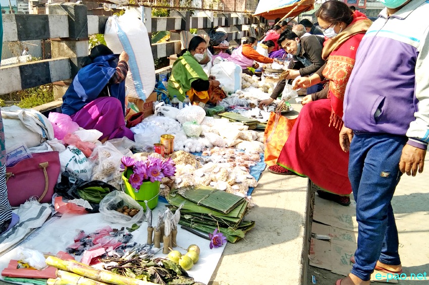 Shopping List for Shivaratri  at Singjamei Thong, Imphal ::  12th March 2021