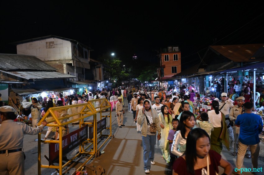 Bor Lai Khoiramba : Devotees at the temple of Hiyangthang Lairembi at Hiyangthang, Imphal West :: September 30th 2025