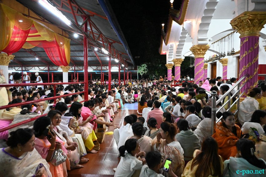 Bor Lai Khoiramba : Devotees at the temple of Hiyangthang Lairembi at Hiyangthang, Imphal West :: September 30th 2025