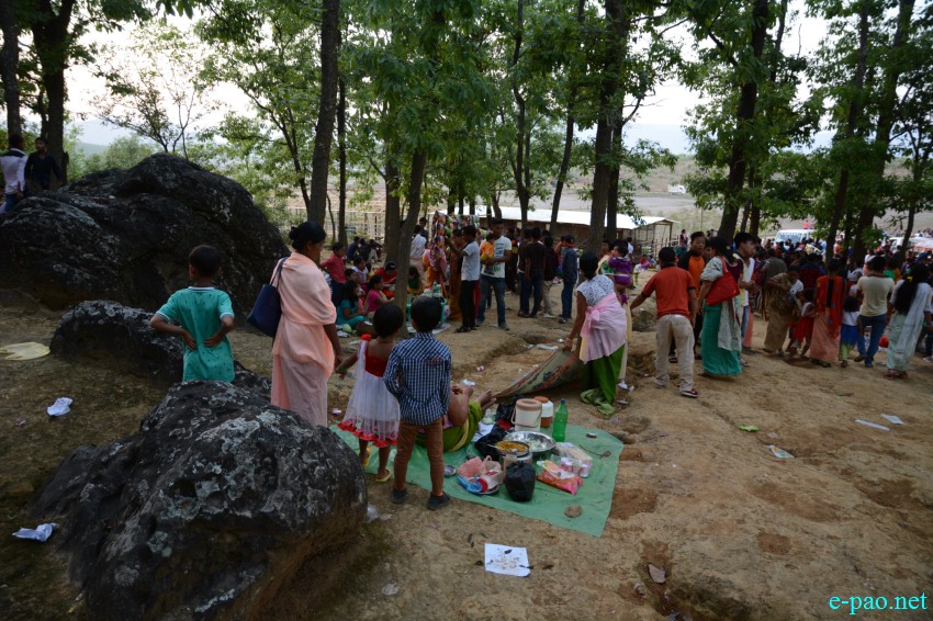 Cheirao-chingkaba at Nongdren, Lamlai as part of Sajibu Cheiraoba Festival :: April 08 2016