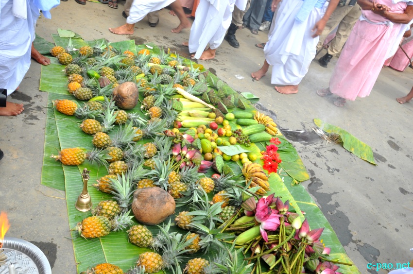 Konung 'Kanglen Chingba' - Rath Jatra - in Imphal, Manipur :: July 18, 2013