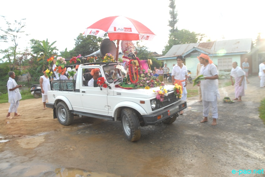 New style of Kang chingba at Singjamei Makha Khongnang Pheidekpi :: July 18 2013