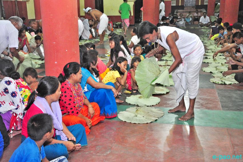 'Kang Khichri chaba' as part of Kang festival at Bamon Leikai :: 13 July 2016