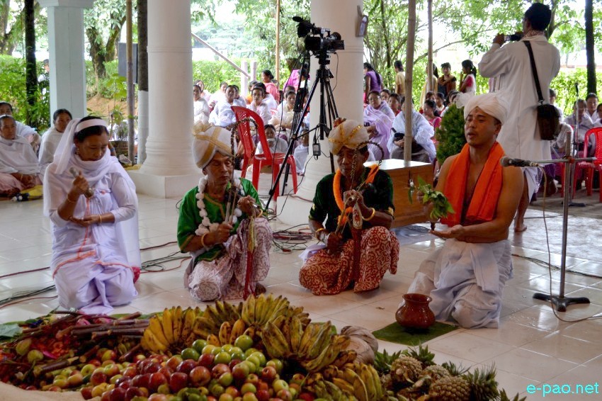 Mera Chaoren Houba - Age old traditional and religous function at Kangla and at Haying Khongban :: October 05 2013