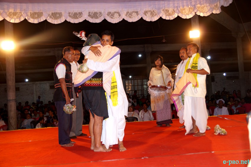 Handing over gift between communities at Mera Houchongba , ties between hill and valley people :: 18 October 2013