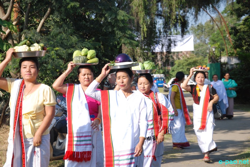 Mera Houchongba , re-affirming close bond and ties between hill and valley people at Konung :: 8 Oct 2014