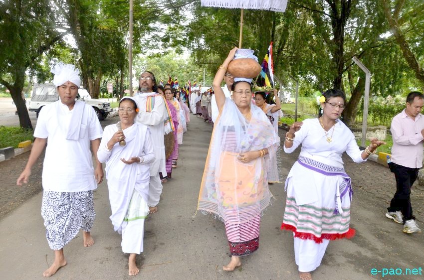 Mera Chaorel Houba at Lainingthou Sanamahi Temple , Haying Khongbal temple  :: 14 October 2015